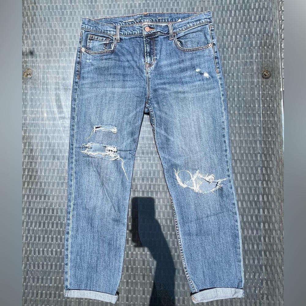 Old Navy boyfriend distressed jean, mid-rise, medium wash, size 12